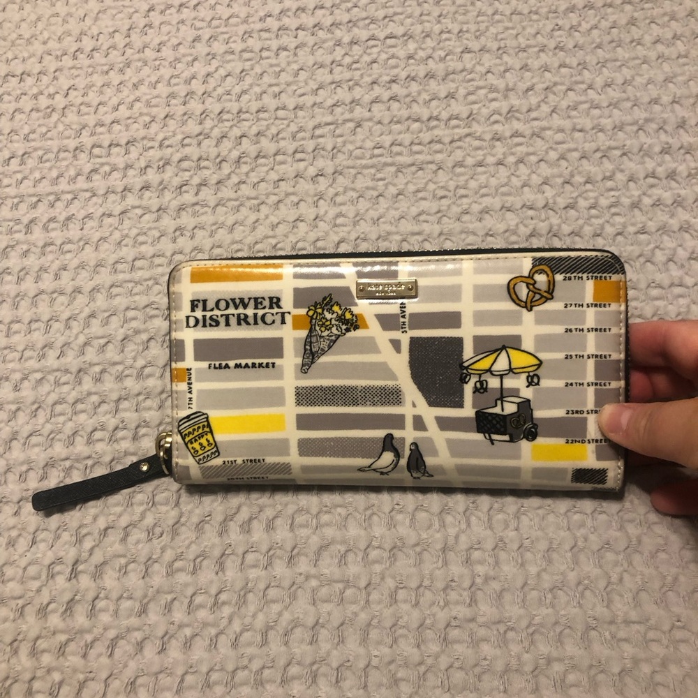 Kate spade New York street map wallet